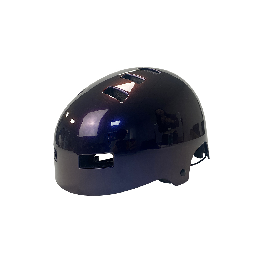 skate helmet